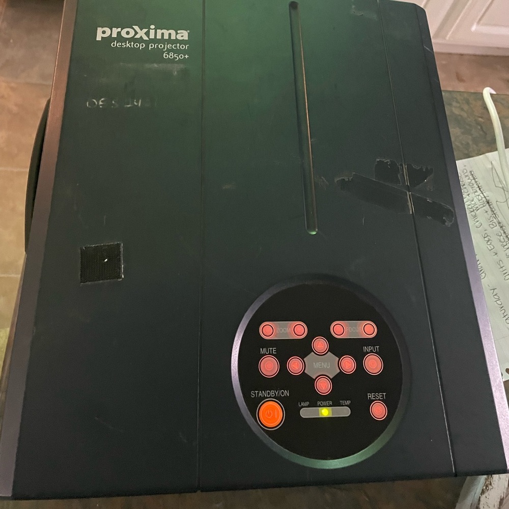 Proxima Desktop Projector 6850+‎